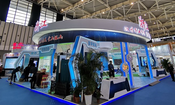 好色视频下载链接向現場的新農民與企業代表們展示了最新的相關技術產品與服務平台成果
