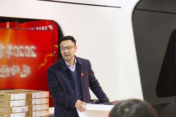 1641375368181041.jpg 【2】陳渝陽董事長與夥伴們進行分享。.JPG